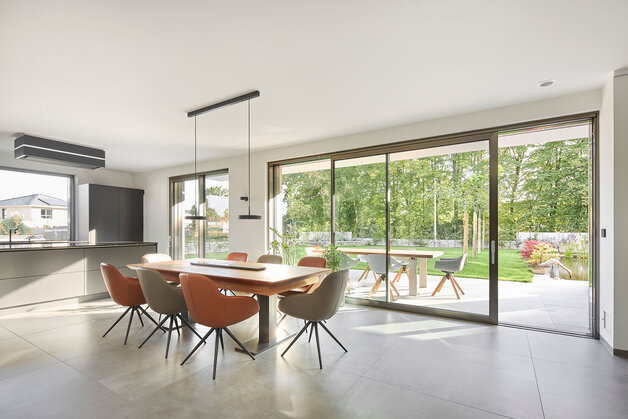 Schiebefenster mit exklusiver Farbeloxierung