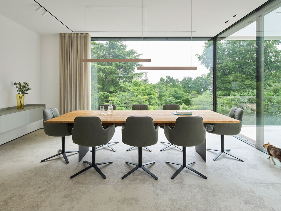 großflächige Festverglasung