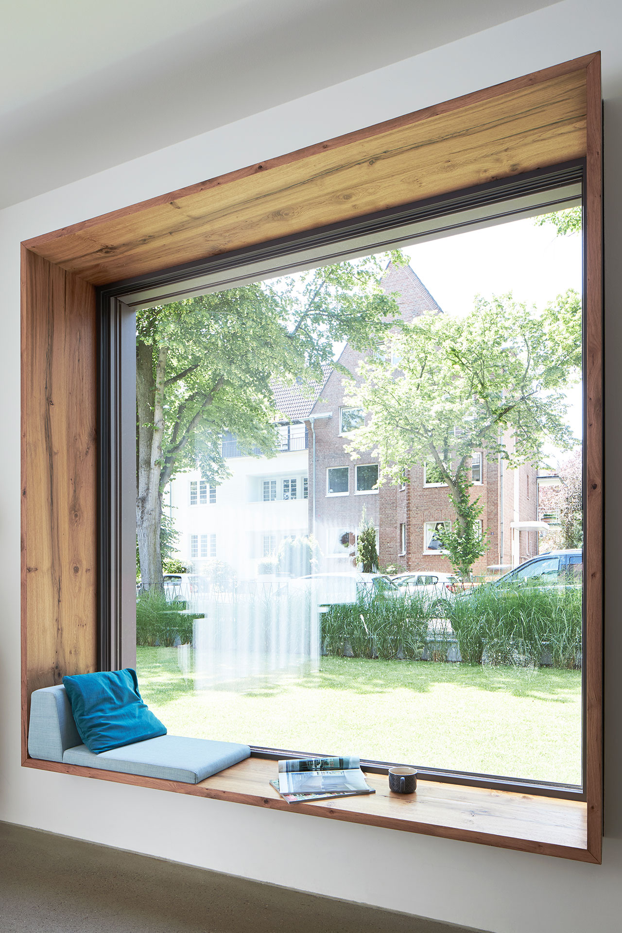 Panoramafenster mit Sitzecke