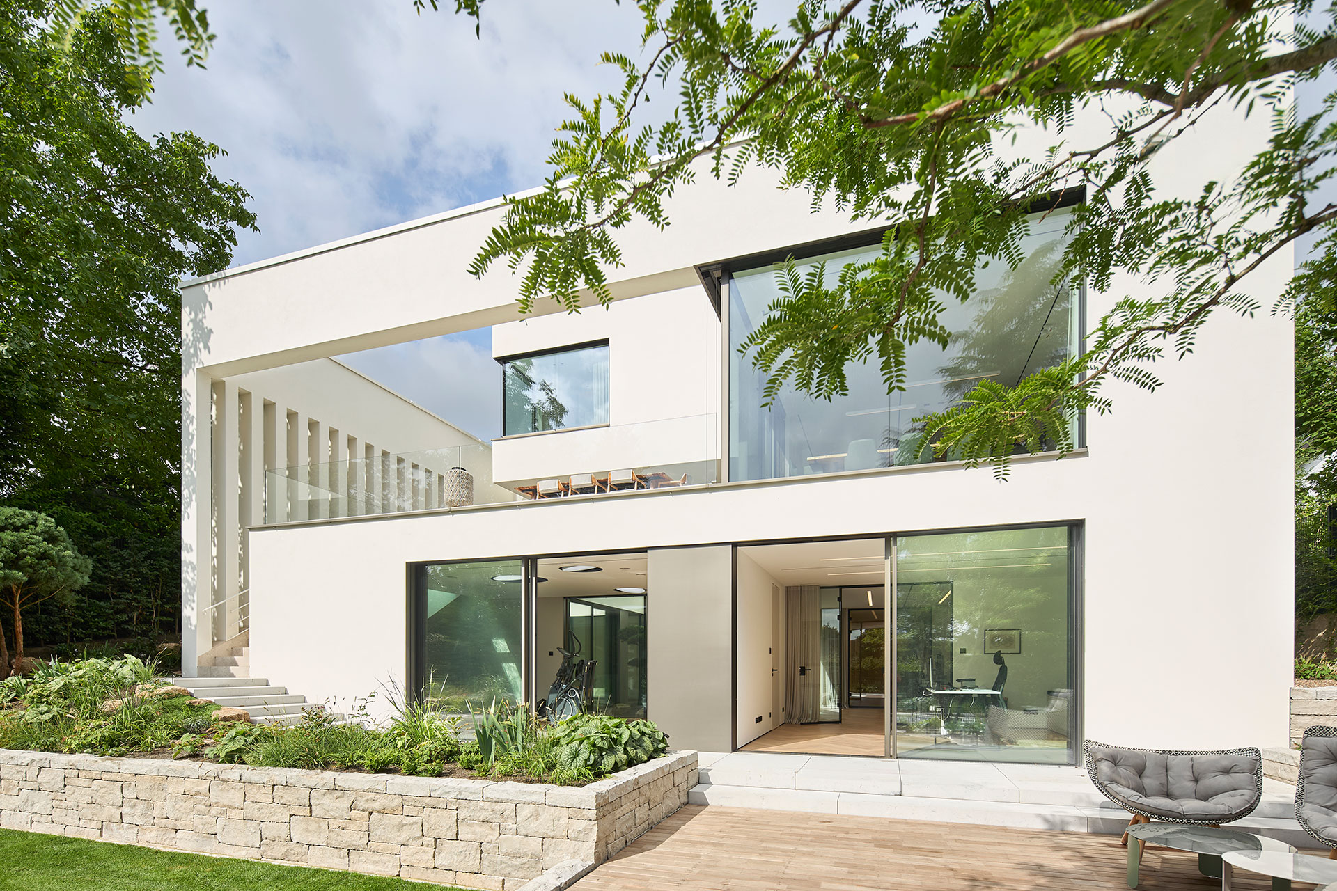 Komplette Ansicht Haus Vorderseite